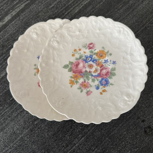 Vintage Pope-Gosser Embossed Floral #25004 Rose Point Saucer Dessert Plate - Picture 1 of 5